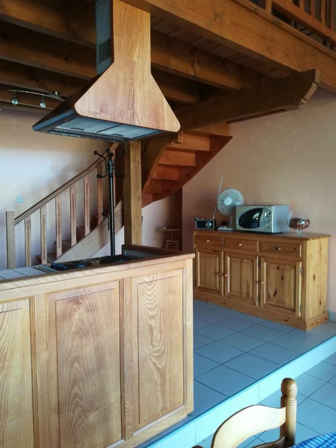 Gite Rural Charentais Les Essards  エクステリア 写真
